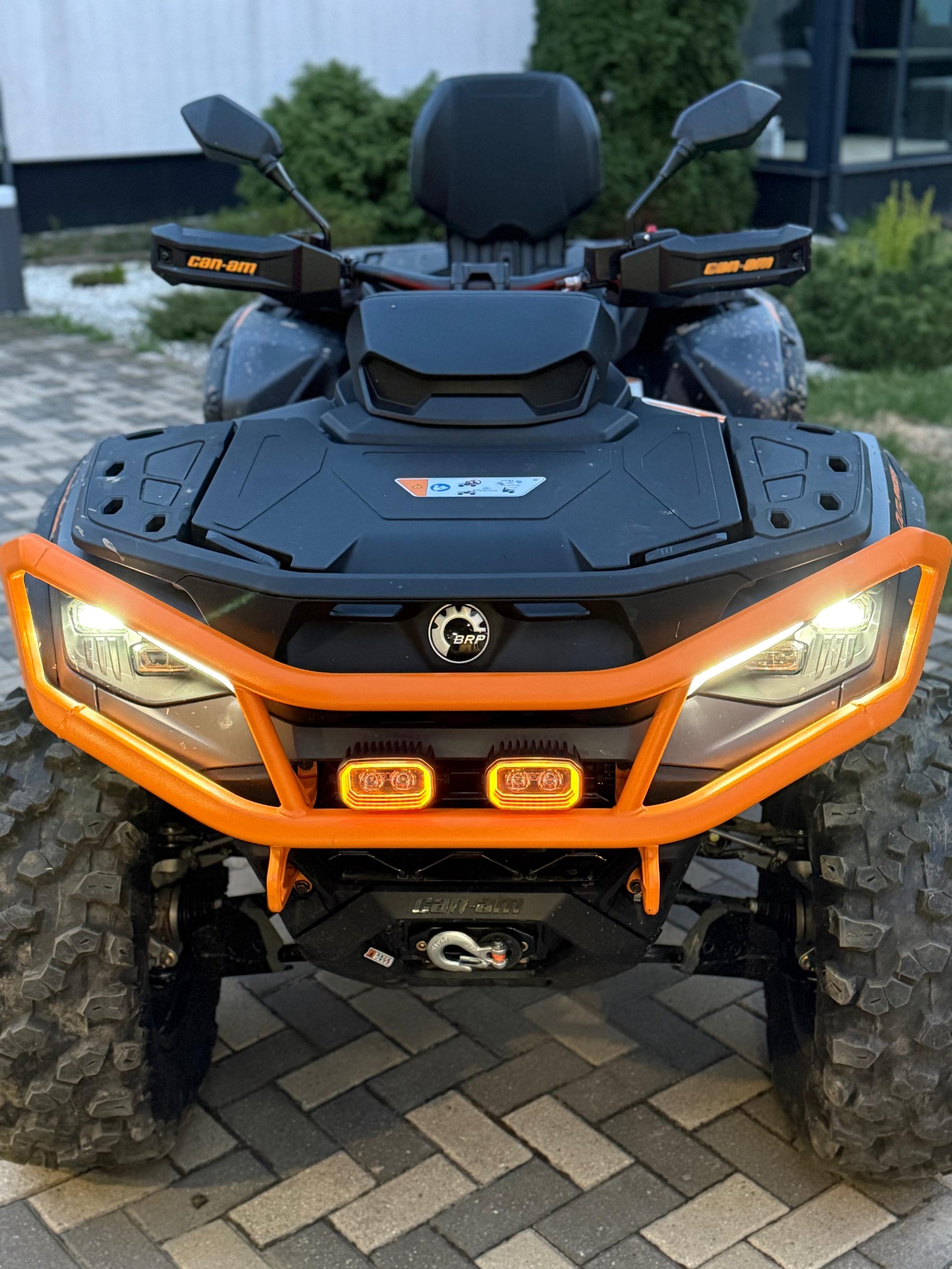 25-04-квардрацикл_01 Квадроцикл Can-Am Outlander с балкой Strands Siberia XP и фарами FOR9T