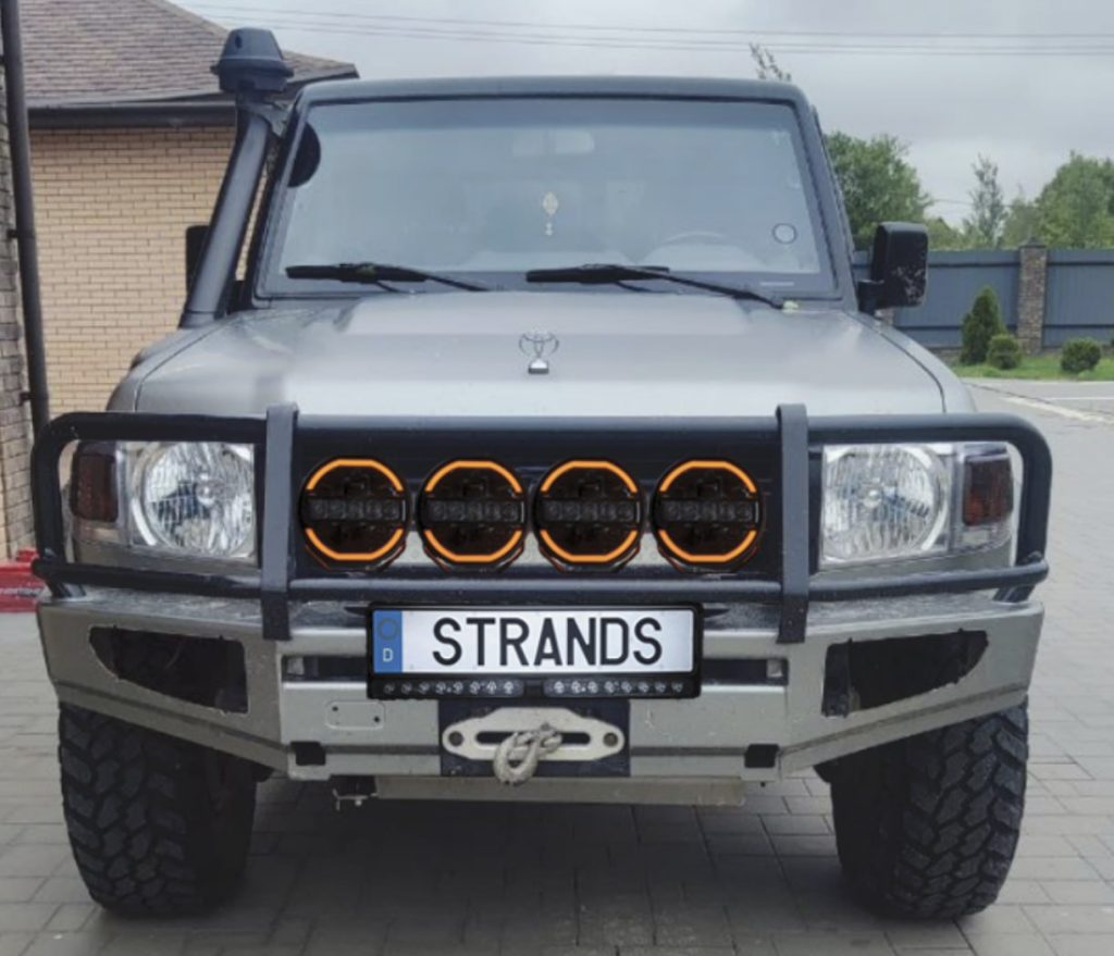 Toyota — фонари Strands Siberia